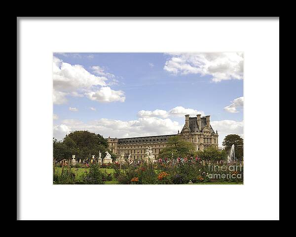 Photography Framed Print featuring the photograph Tuileries Garden by Ivy Ho