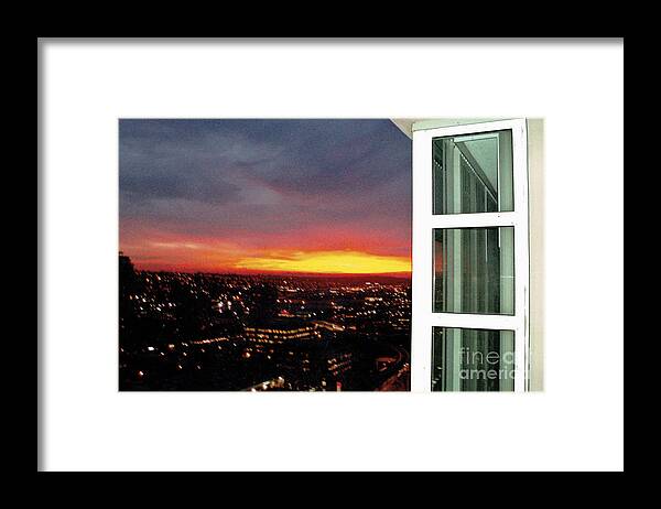 Cell Phone Photo Framed Print featuring the photograph Urban Sunset by Bill Thomson