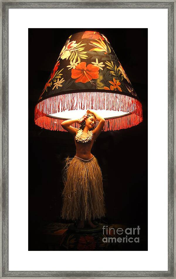 vintage hula girl lamp