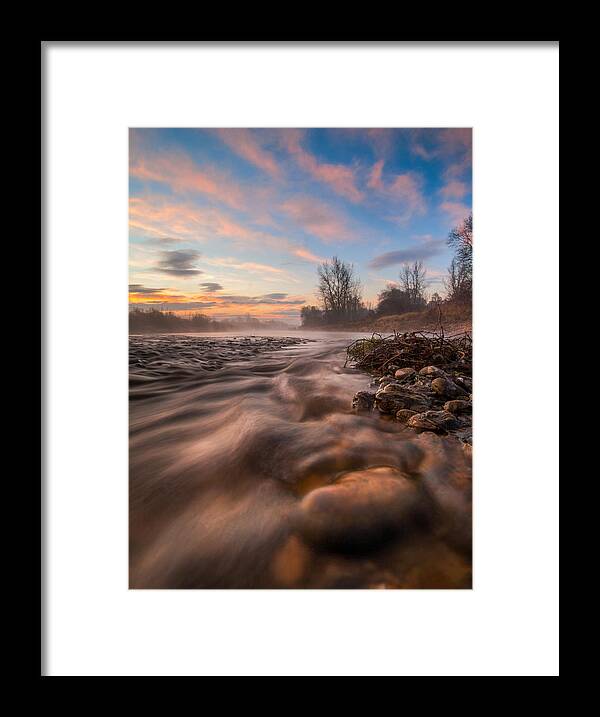 Landscape Framed Print featuring the photograph Waves and clouds by Davorin Mance