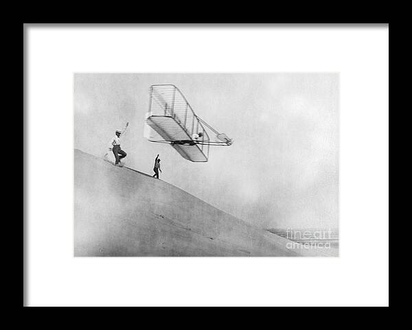 History Framed Print featuring the photograph Wilbur Wright Pilots Early Glider 1901 by Science Source