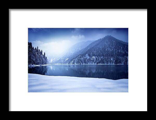 Water's Edge Framed Print featuring the photograph Winter Shot Of Lake In Mountains by Sankai
