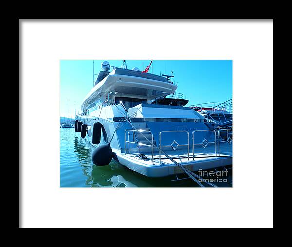 Yachting Arts Framed Print featuring the photograph Life is good by Rogerio Mariani
