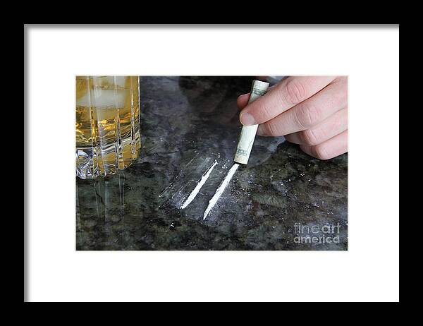 Beverage Framed Print featuring the photograph Alcohol And Cocaine by Photo Researchers