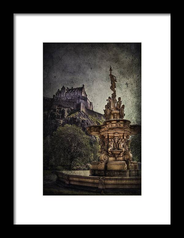 Edinburgh Framed Print featuring the photograph Bound For Glory by Evelina Kremsdorf