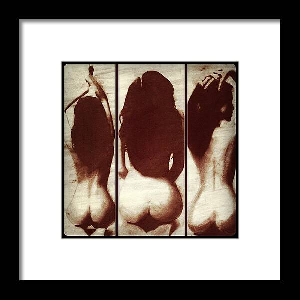 Sexualart Framed Print featuring the photograph Curv Magnifiso' by Dino Thomas