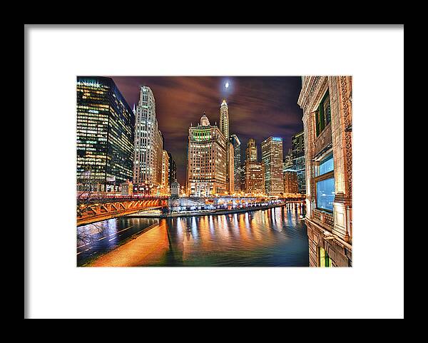 Chicago Framed Print featuring the photograph Electric City by Joel Olives
