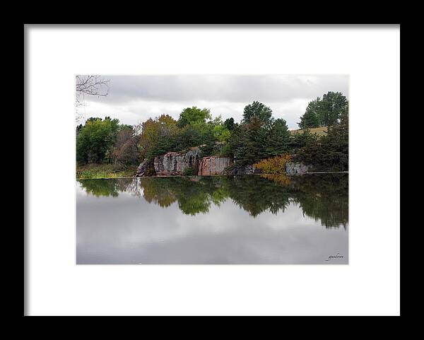 Landscape Framed Print featuring the photograph Fall scene at Split Rock State Park by Gary Gunderson