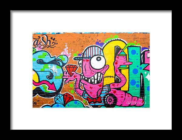 Graffiti Framed Print featuring the painting Graffiti Spray-worm by Yurix Sardinelly