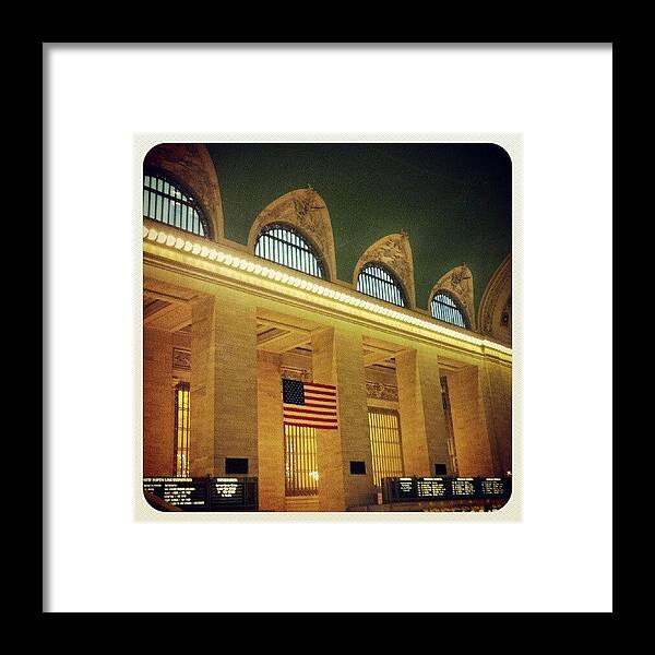 New York City Framed Print featuring the photograph Grand Central NYC by Oliver Wintermantel