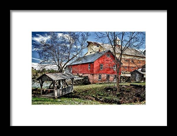 Barn Framed Print featuring the photograph Graves Farm by Fred LeBlanc