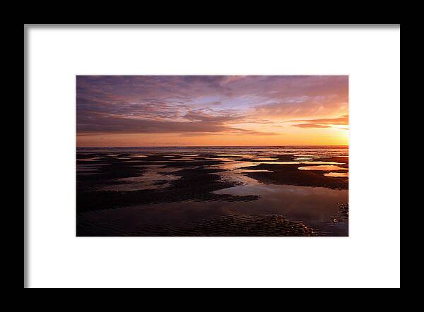 Beach Framed Print featuring the photograph Horizon by Kami McKeon