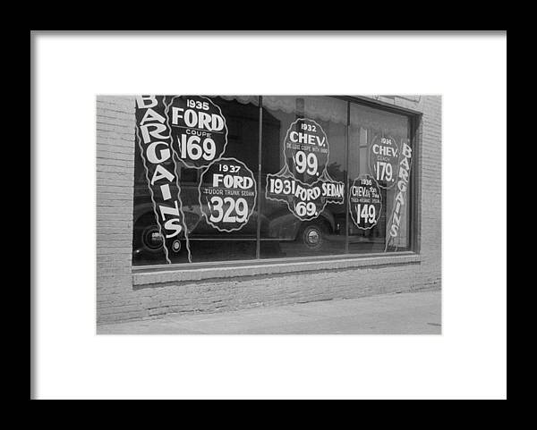 History Framed Print featuring the photograph In Washington, D.c. A Used Automobile by Everett