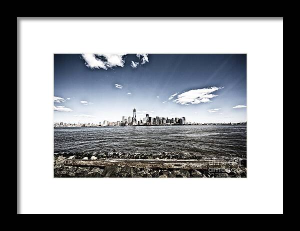 New York Framed Print featuring the photograph Manhattan by Leslie Leda