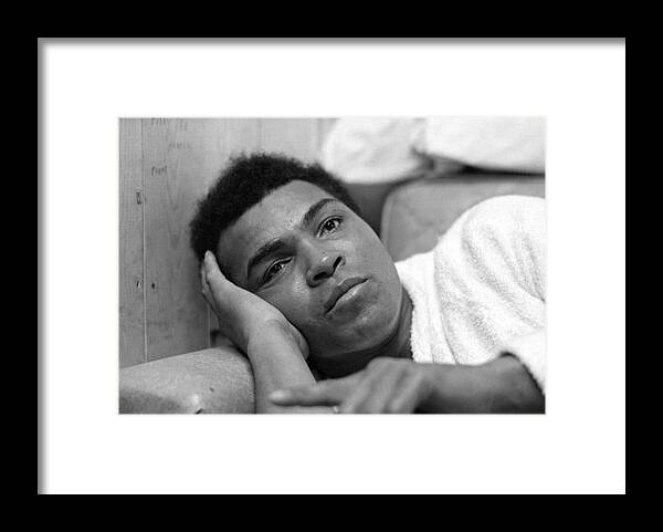 Boxing Framed Print featuring the photograph Muhammad Ali Points by Jan W Faul