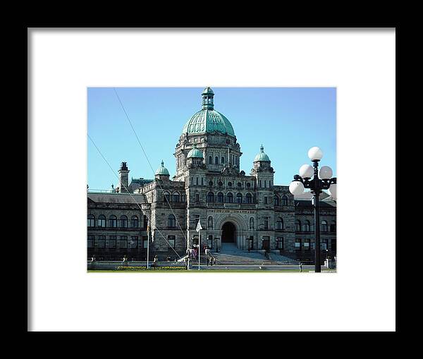 Victoria Framed Print featuring the photograph Parliament Building by Kelly Manning