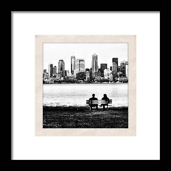 Couples Framed Print featuring the photograph Romance in Seattle by Chris Fabregas