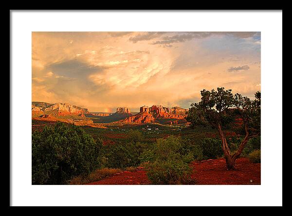  America Arizona Sedona Framed Print featuring the photograph Sedona Sunset by SM Shahrokni