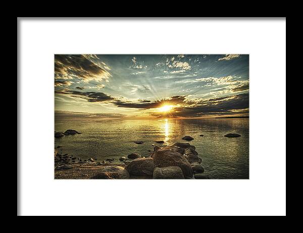 Sun Framed Print featuring the photograph Sunset Beach by Stuart Deacon