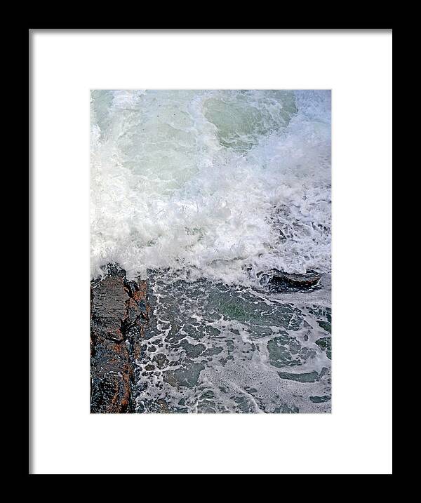 Acadia Framed Print featuring the digital art Tidal Surge at Thunder Hole by Lynda Lehmann