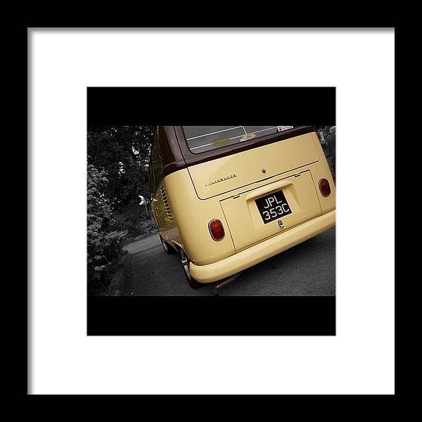 Love Framed Print featuring the photograph Vw Camper by Leon McMahon