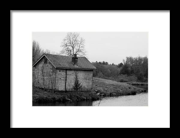 Well House Framed Print featuring the photograph Well House 1 by Kim Galluzzo