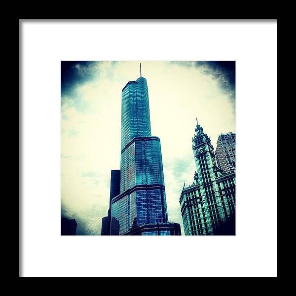 Summer Framed Print featuring the photograph Willis Tower In #chicago by The Fun Enthusiast 