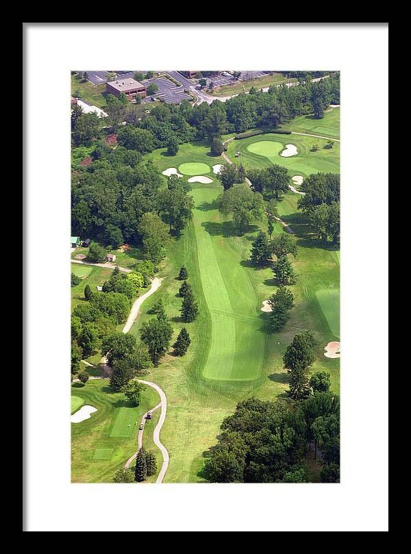 Sunnybrook Framed Print featuring the photograph 16th Hole Sunnybrook Golf Club by Duncan Pearson