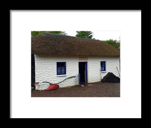 Ireland Framed Print featuring the photograph Irish cottage by Sue Morris