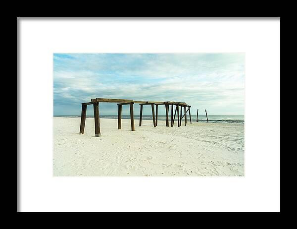 Gulf Of Mexico Framed Print featuring the photograph Life of a Pier by Raul Rodriguez