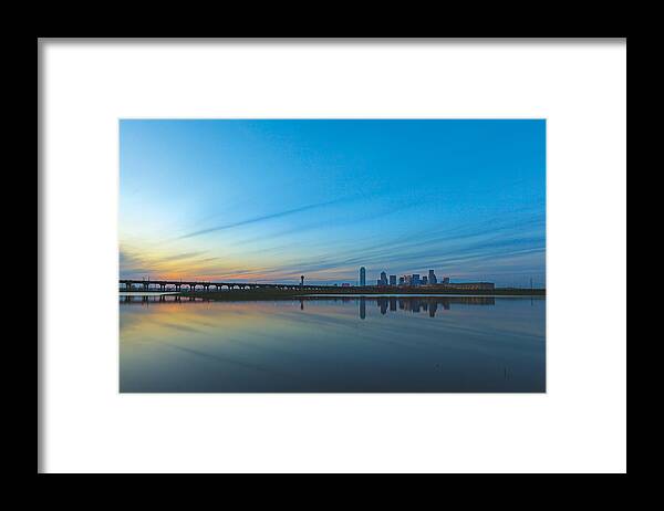 Cityscape Framed Print featuring the photograph Night Begins by Peter Hull