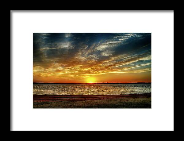 Horizontal Framed Print featuring the photograph Oklahoma Sunset #2 by Doug Long