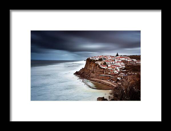 Jorgemaiaphotographer Framed Print featuring the photograph Upcoming storm by Jorge Maia