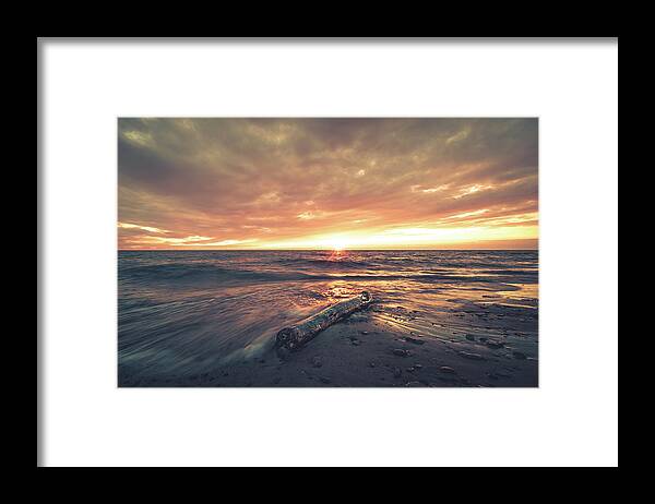 A7s Framed Print featuring the photograph Lake Erie Sunset #6 by Dave Niedbala