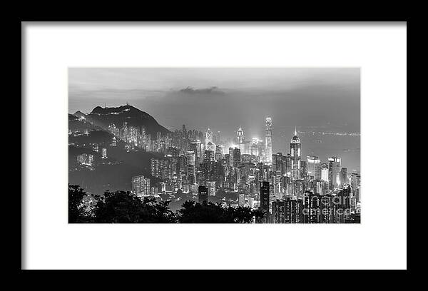 B&w Framed Print featuring the photograph Hong Kong skyline #7 by Didier Marti