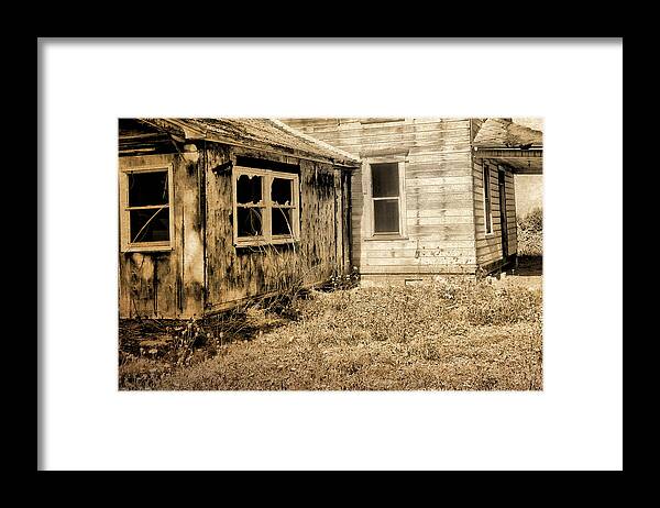 Abandoned House Framed Print featuring the photograph Abandoned House 3 by Bonnie Bruno