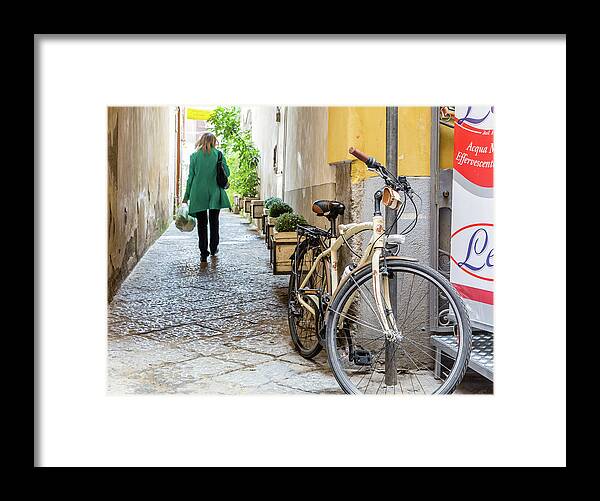 Sorrento Framed Print featuring the photograph Alley in Sorrento by Darryl Brooks