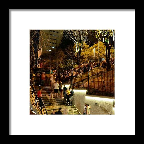 Sampacity Framed Print featuring the photograph Ao Ar Livre, Ocupando Por Completo O by Carlos Alkmin