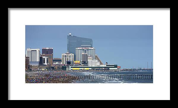 Seashore Framed Print featuring the photograph Atlantic City July 3 2015 by Paul Ross