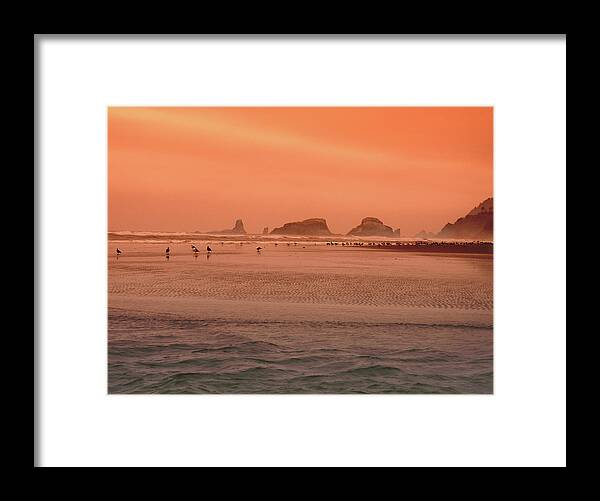 Landscape Framed Print featuring the photograph Beach Glow by Arthur Fix