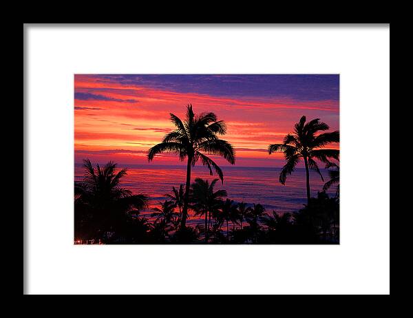 Hawaiian Sunset Framed Print featuring the photograph Beautiful Hawaiian Sunset by Michael Rucker