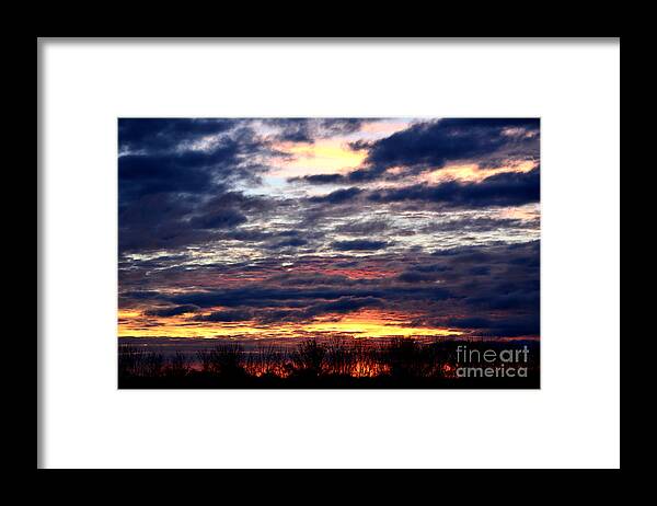 Sunrise Framed Print featuring the photograph Beautiful sunrise by Reva Steenbergen