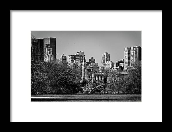 Castle Framed Print featuring the photograph Belvedere Skyline by Alan Raasch