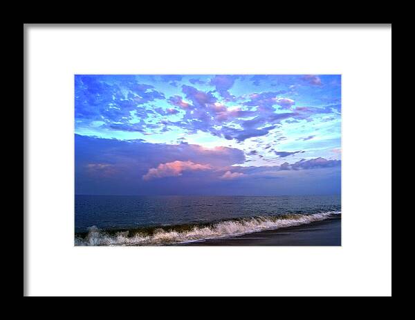 De Framed Print featuring the photograph Bethany Beach Sunset #8788 by Raymond Magnani