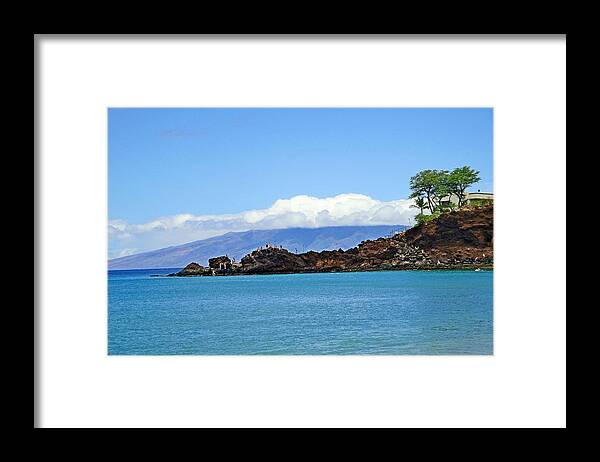 Black Rock Framed Print featuring the photograph Black Rock Beach and Lanai by Robert Meyers-Lussier