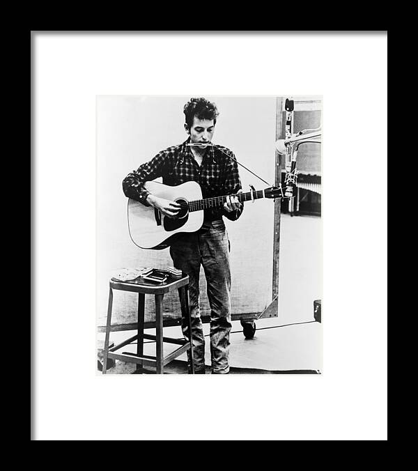 History Framed Print featuring the photograph Bob Dylan B. 1941 Playing Guitar by Everett