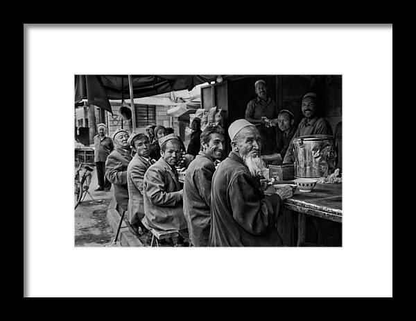 Bw Framed Print featuring the photograph Bon Appetit! by Bj Yang