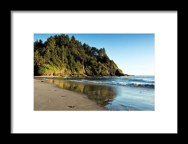 Shoreline Framed Print featuring the photograph By the Side of the Sea by Belinda Greb