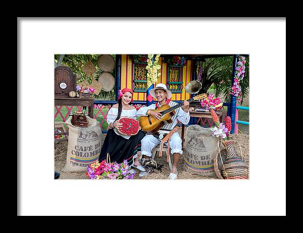 Cafe Framed Print featuring the photograph Cafe De Colombia by Jaime Mercado