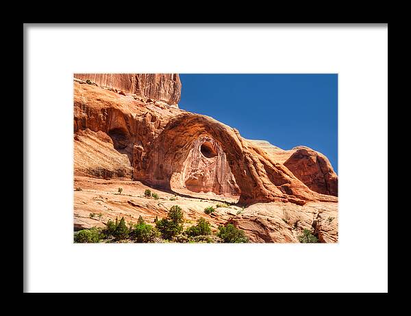 Moab Framed Print featuring the photograph Carona Arch Moab Utah by Ken Smith